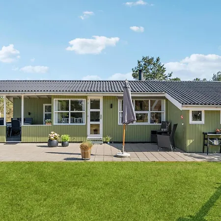 Σπίτι διακοπών 2 Bedroom Amazing In